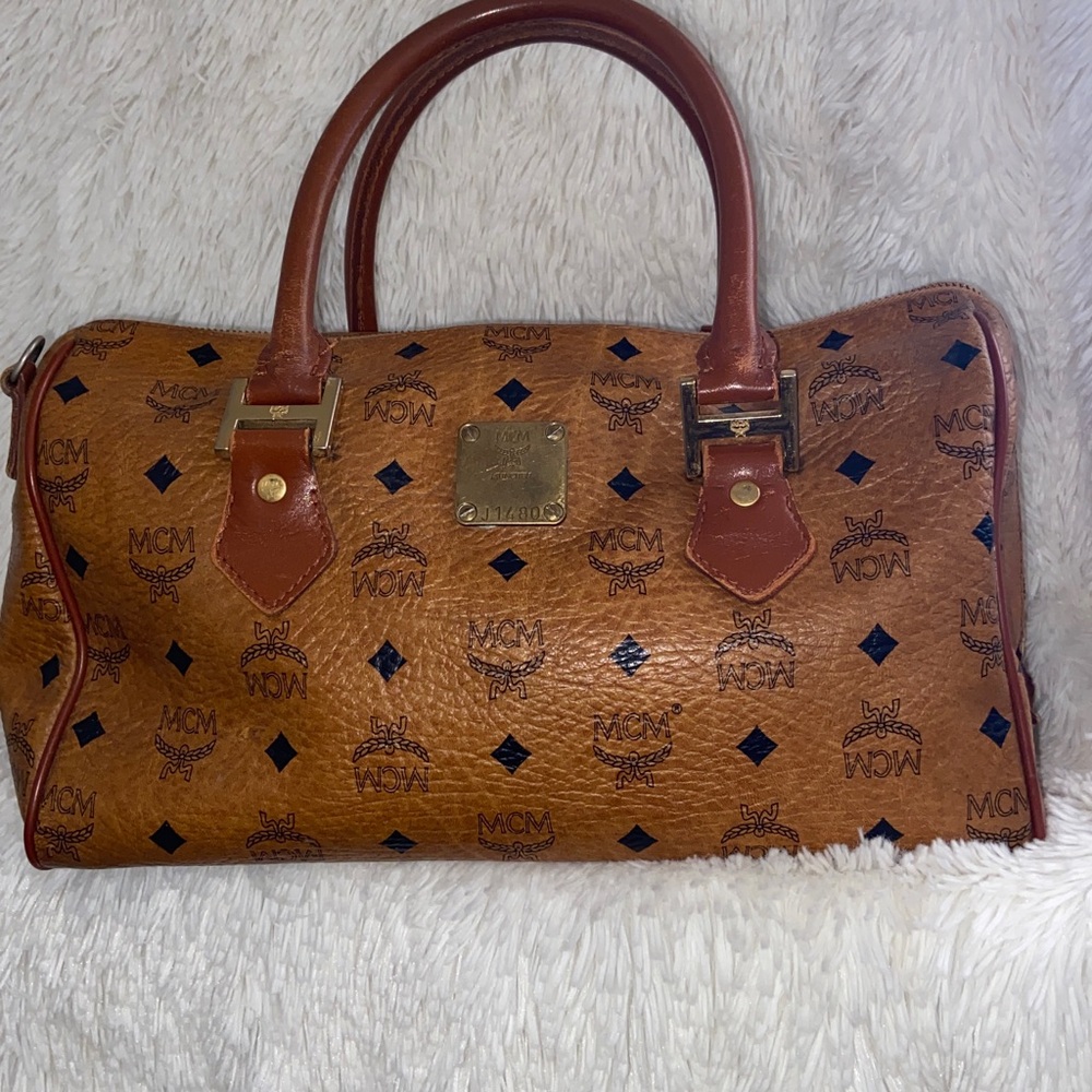 MCM Visetos Monogram Cognac Boston Bag - Picture 4 of 16
